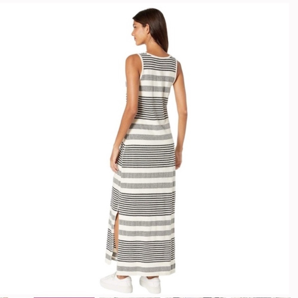 Michael Starrs Stripe Maxi dress Size XXL excellent condition grey and white